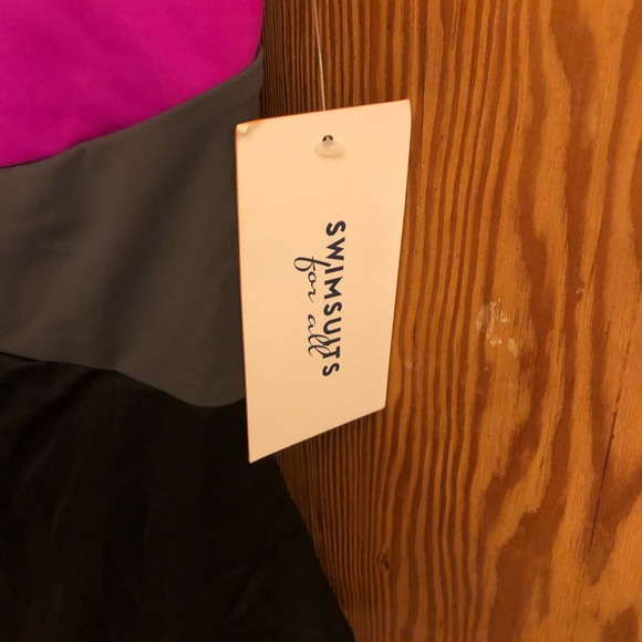 Plus Size Swimsuits for All One Piece Tri-Color Swimsuit - Picture 7 of 7